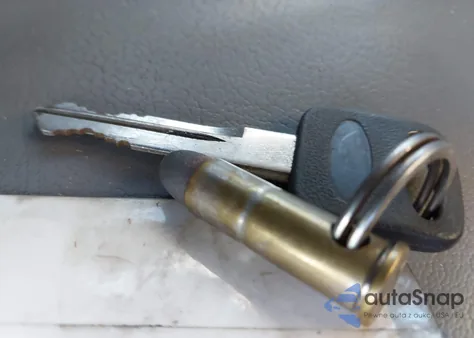 2003 Ford F-250 Lariat/Xl/Xlt from USA, damaged, VIN 1FTNX21P53EB86442